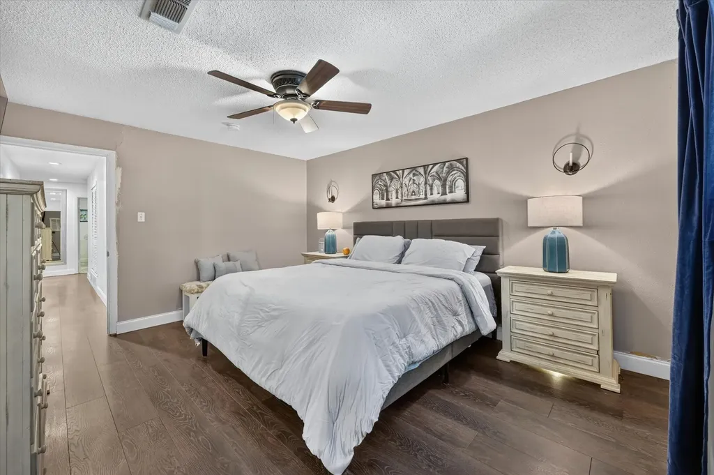 8920 Kincaid Drive Benbrook TX 76116