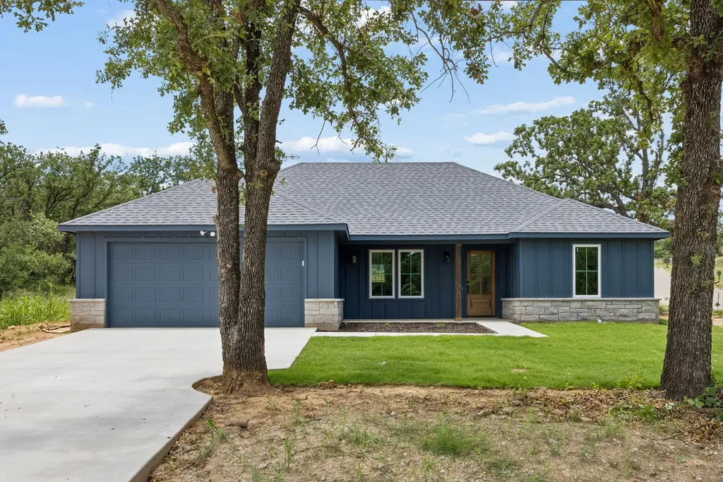 421 Hamilton Road Mineral Wells TX 76067