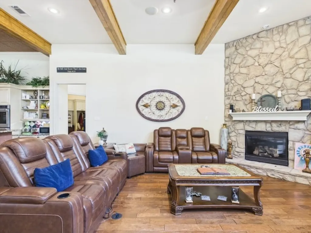 299 Saint Andrews Drive Mabank TX 75156