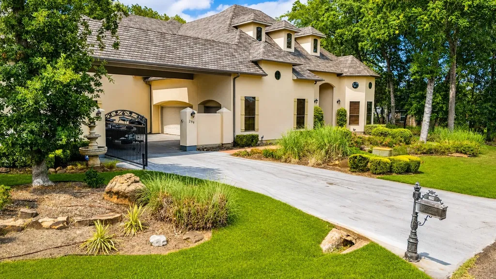 299 Saint Andrews Drive Mabank TX 75156