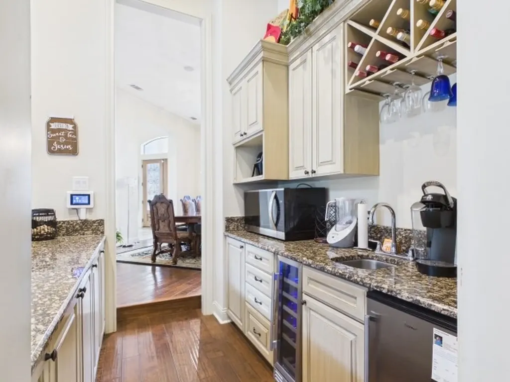 299 Saint Andrews Drive Mabank TX 75156