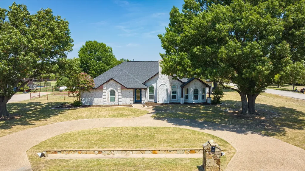 14205 Red Wood Circle N Frisco TX 75071