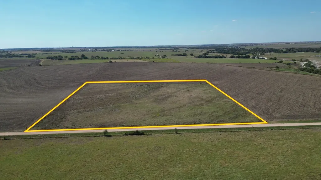 3809 County Road 384 Bartlett TX 76511