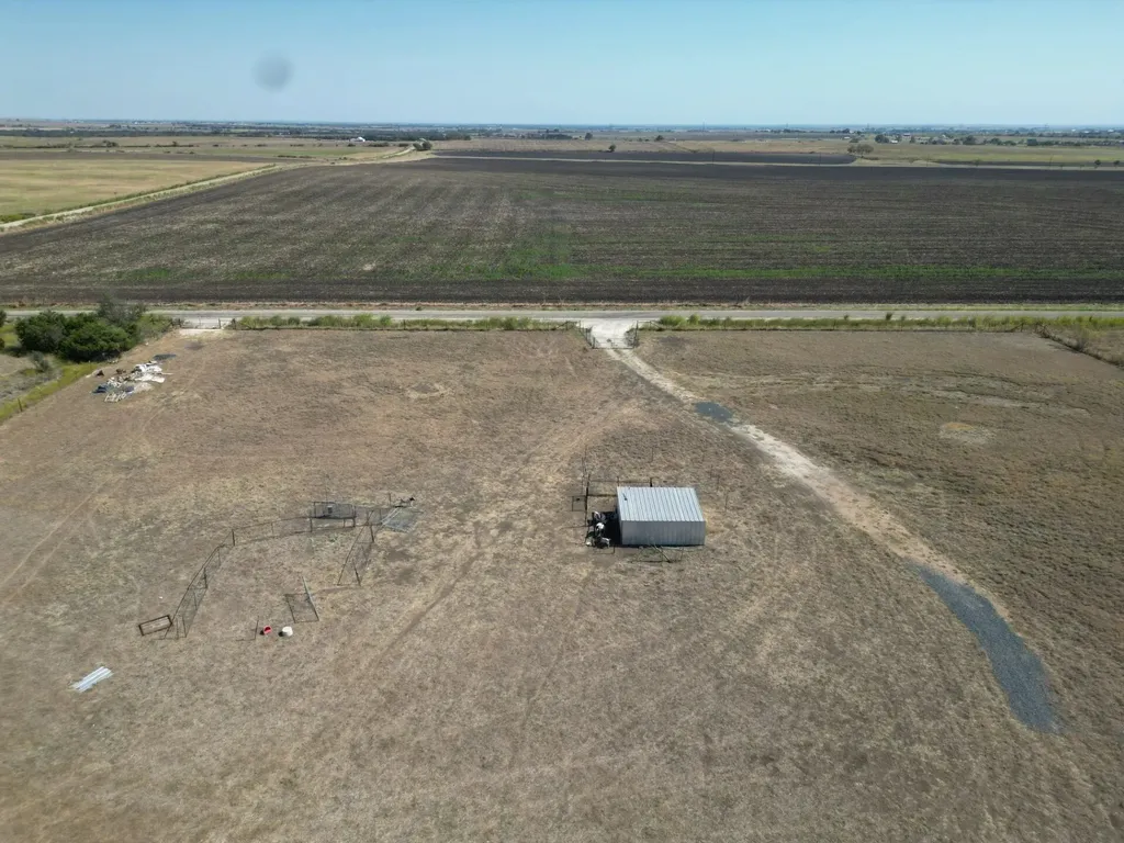 3809 County Road 384 Bartlett TX 76511