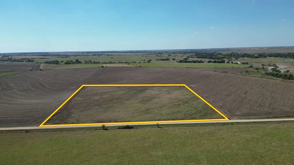 3809 County Road 384 Bartlett TX 76511