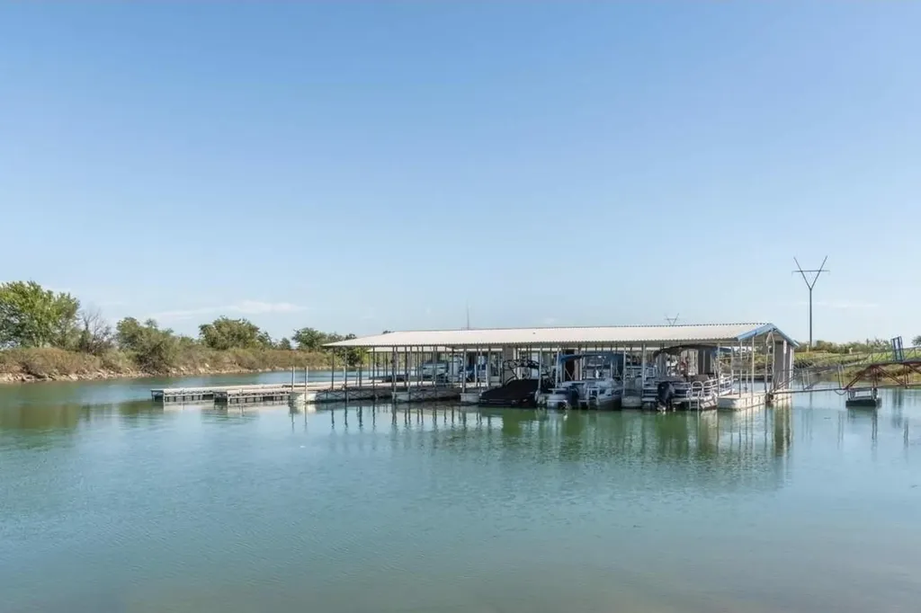 2 Lots Cimmarron Trail Runaway Bay TX 76426