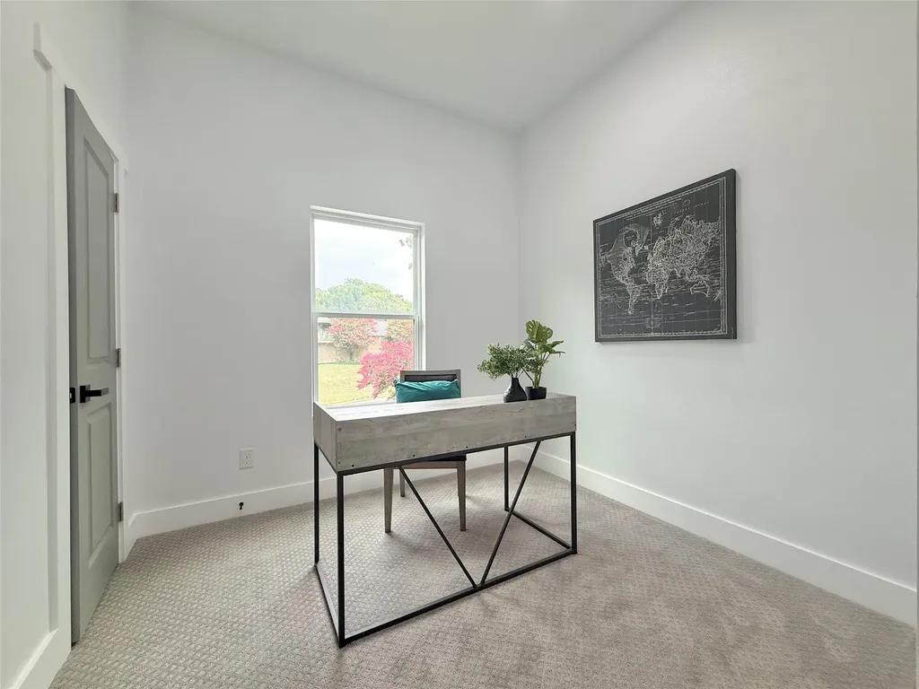 210 Silverleaf Drive Fort Worth TX 76112