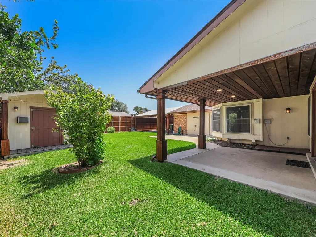 1929 Avignon Court Carrollton TX 75007