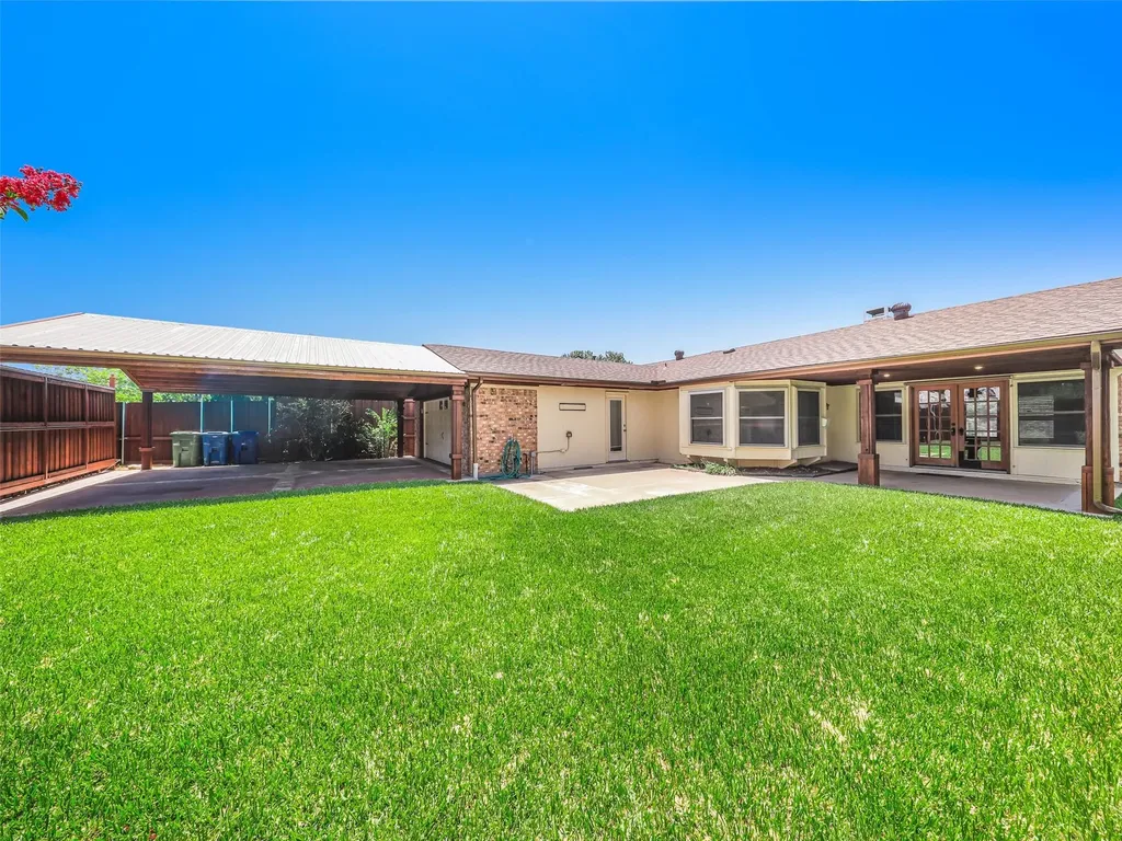 1929 Avignon Court Carrollton TX 75007