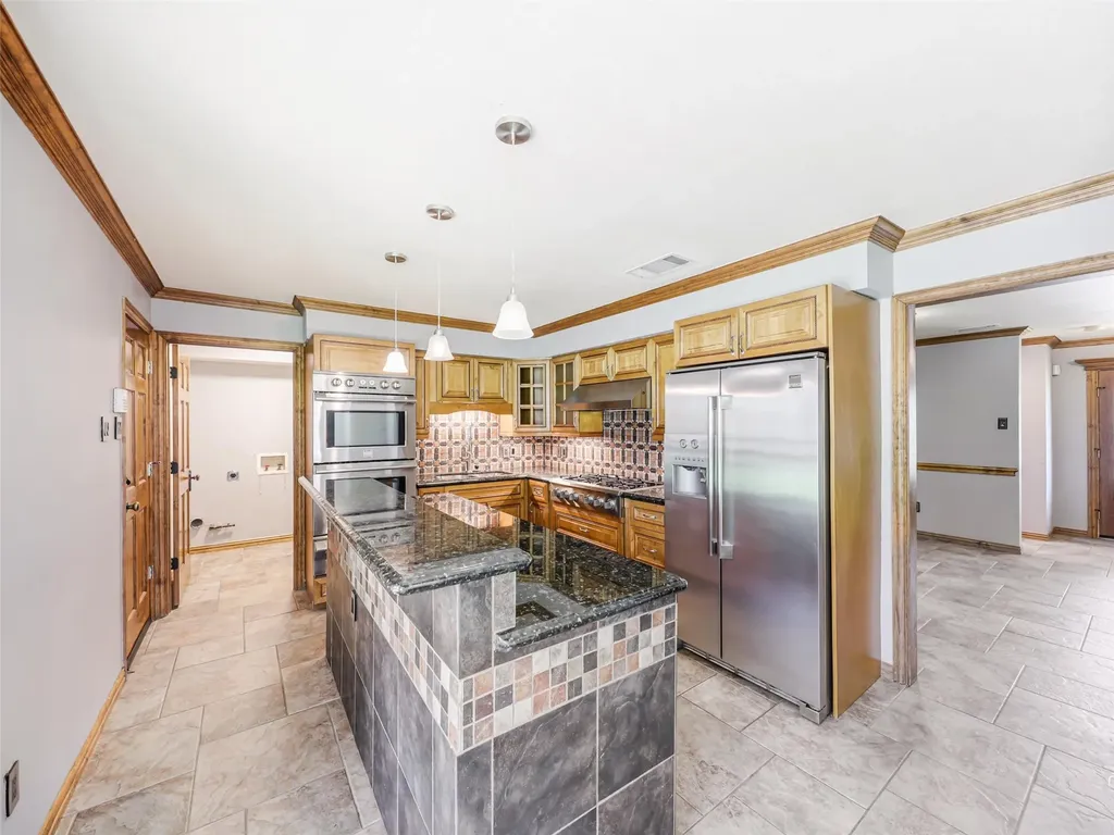 1929 Avignon Court Carrollton TX 75007