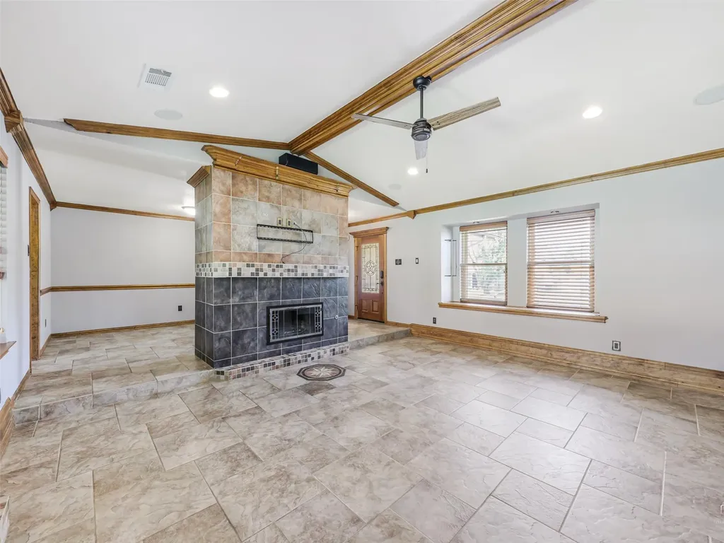1929 Avignon Court Carrollton TX 75007