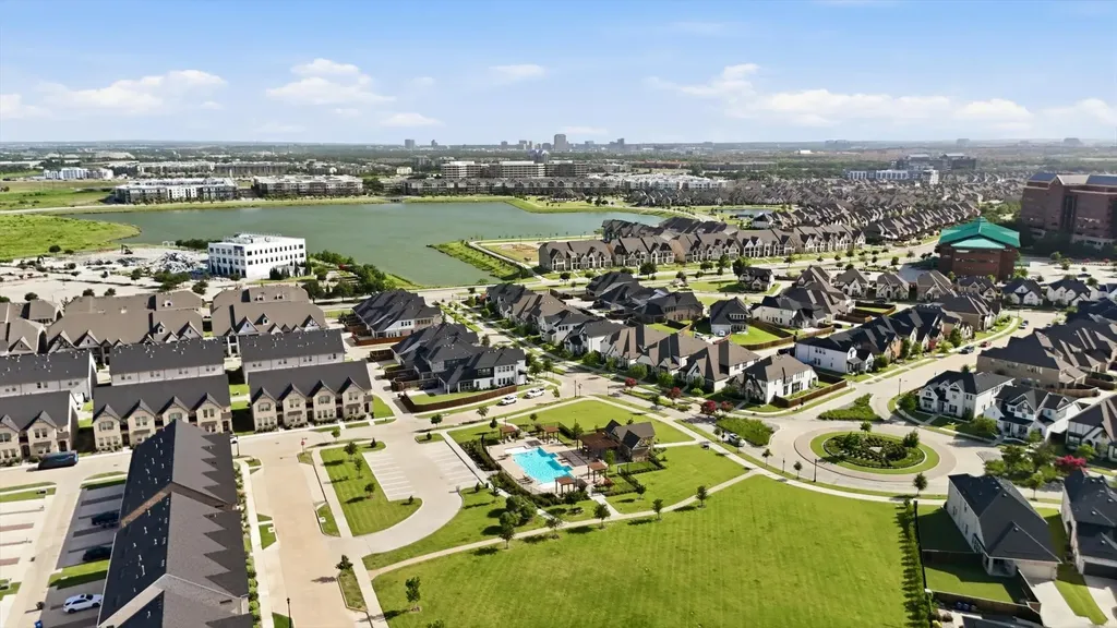 12952 Wymeth Drive Farmers Branch TX 75234