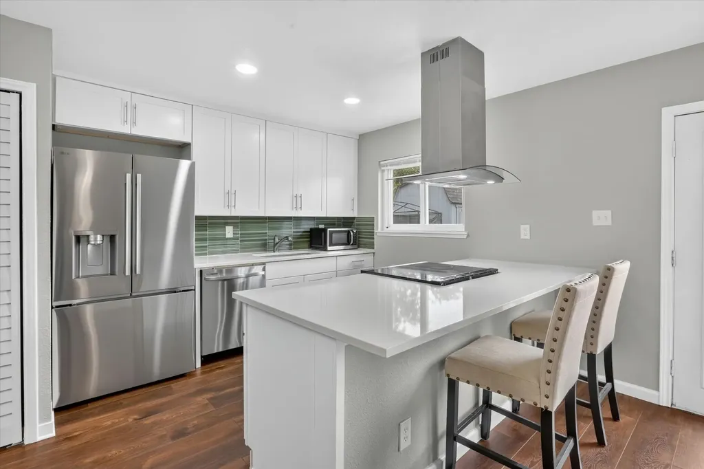 1109 Coffeyville Trail Grand Prairie TX 75052
