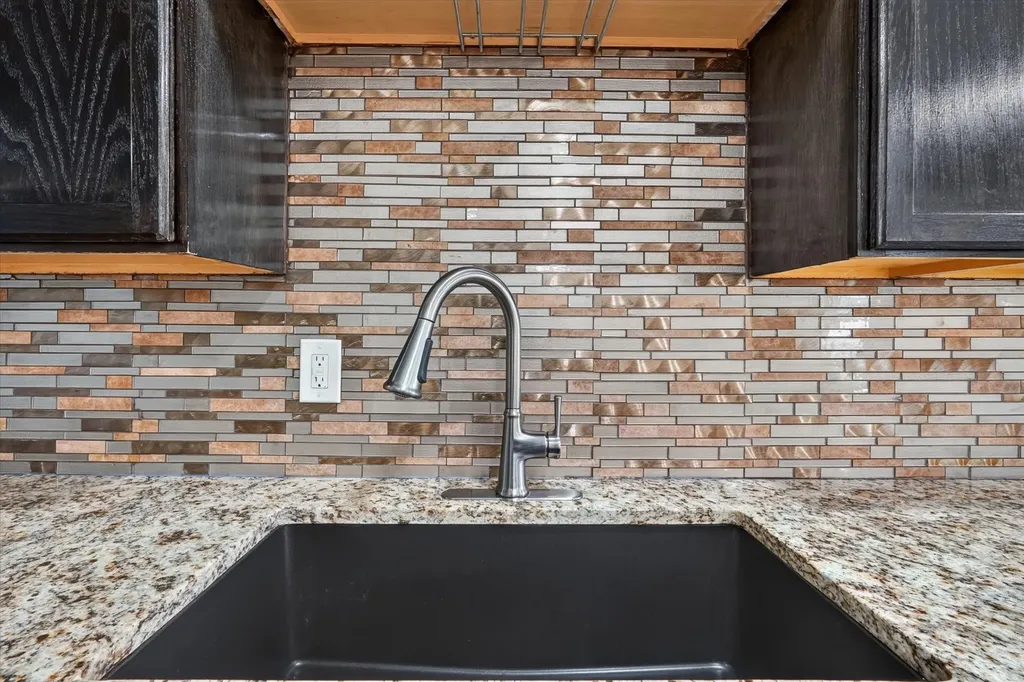 5301 Scoggins Street Sansom Park TX 76114