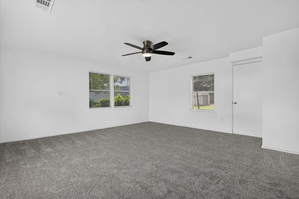 5301 Scoggins Street Sansom Park TX 76114