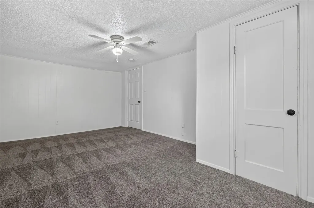 5301 Scoggins Street Sansom Park TX 76114