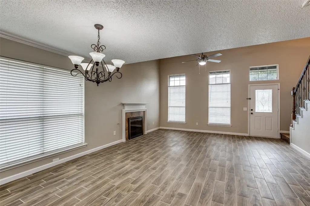 4528 Fargo Drive Grand Prairie TX 75052