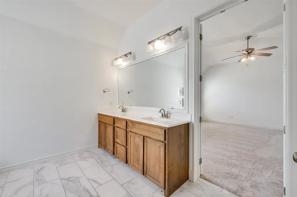 11049 Hawkins Home Boulevard Benbrook TX 76126