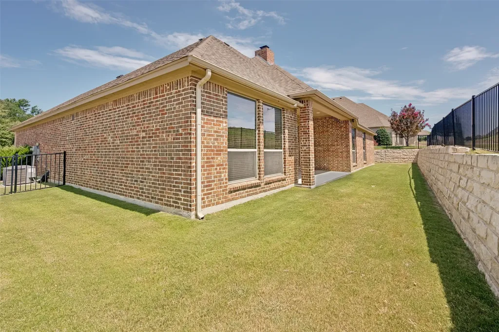 11049 Hawkins Home Boulevard Benbrook TX 76126