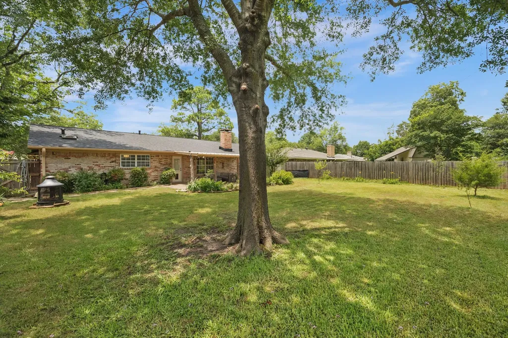 513 Quail Run Street Greenville TX 75402