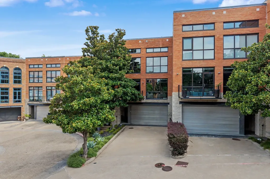 2967 Magnolia Hill Court Dallas TX 75201