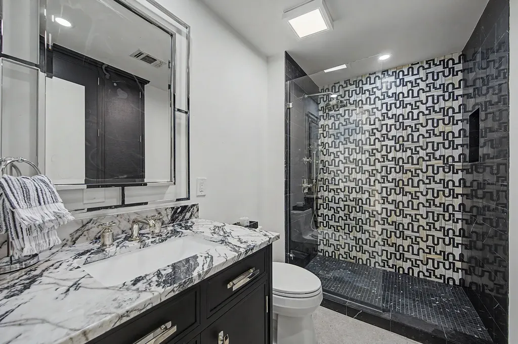 2967 Magnolia Hill Court Dallas TX 75201