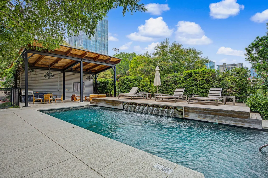 2967 Magnolia Hill Court Dallas TX 75201