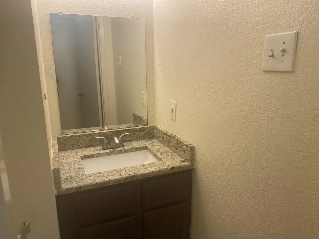 2826 Wimbledon Court Garland TX 75041