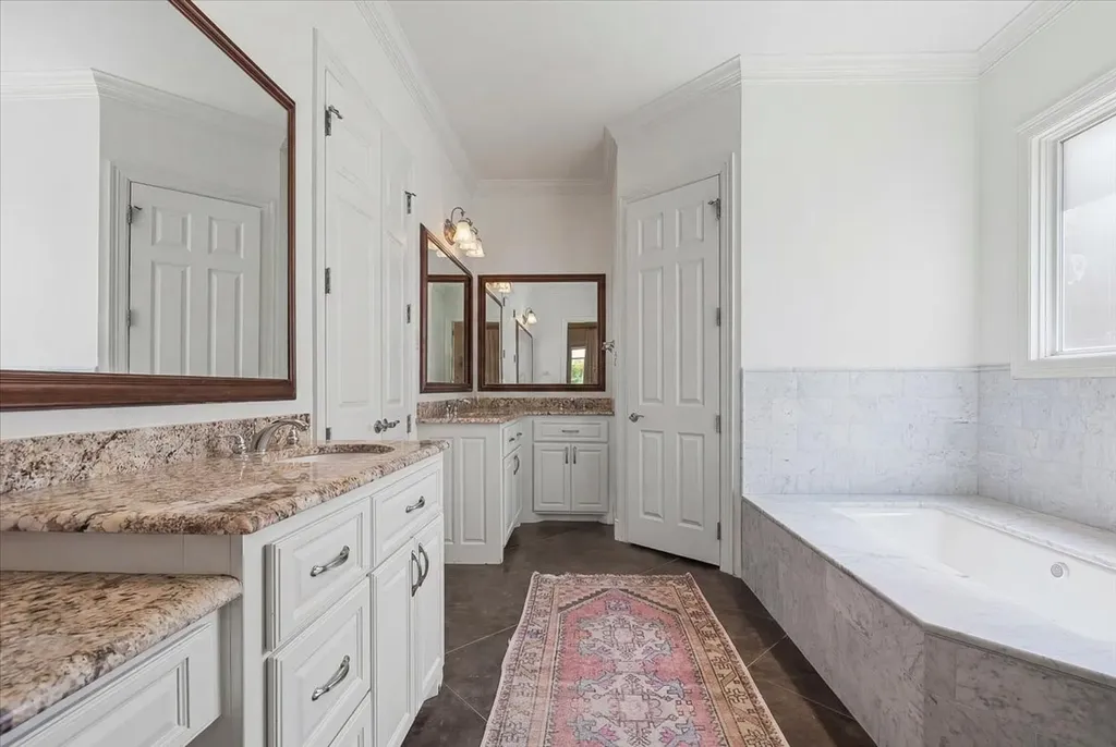 628 Deloache Street Westworth Village TX 76114
