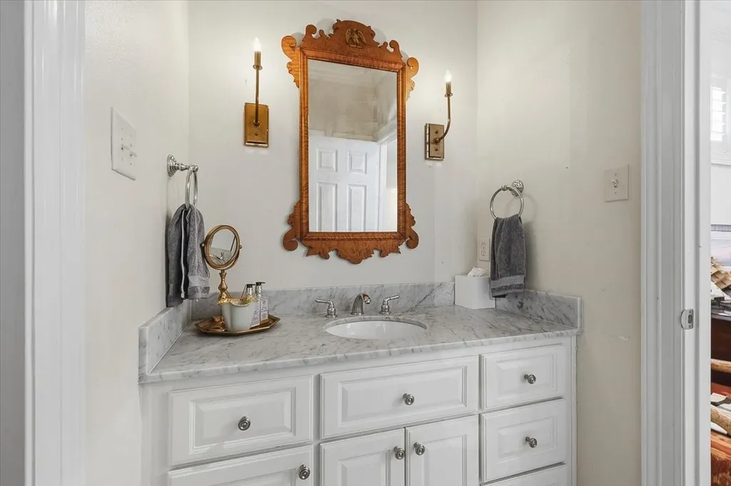 628 Deloache Street Westworth Village TX 76114