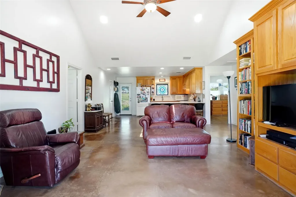 4436 Fm-1655 Bridgeport TX 76426