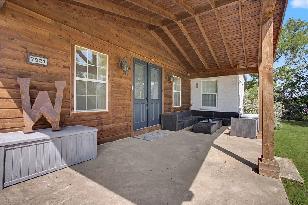 7921 White Settlement Road White Settlement TX 76108