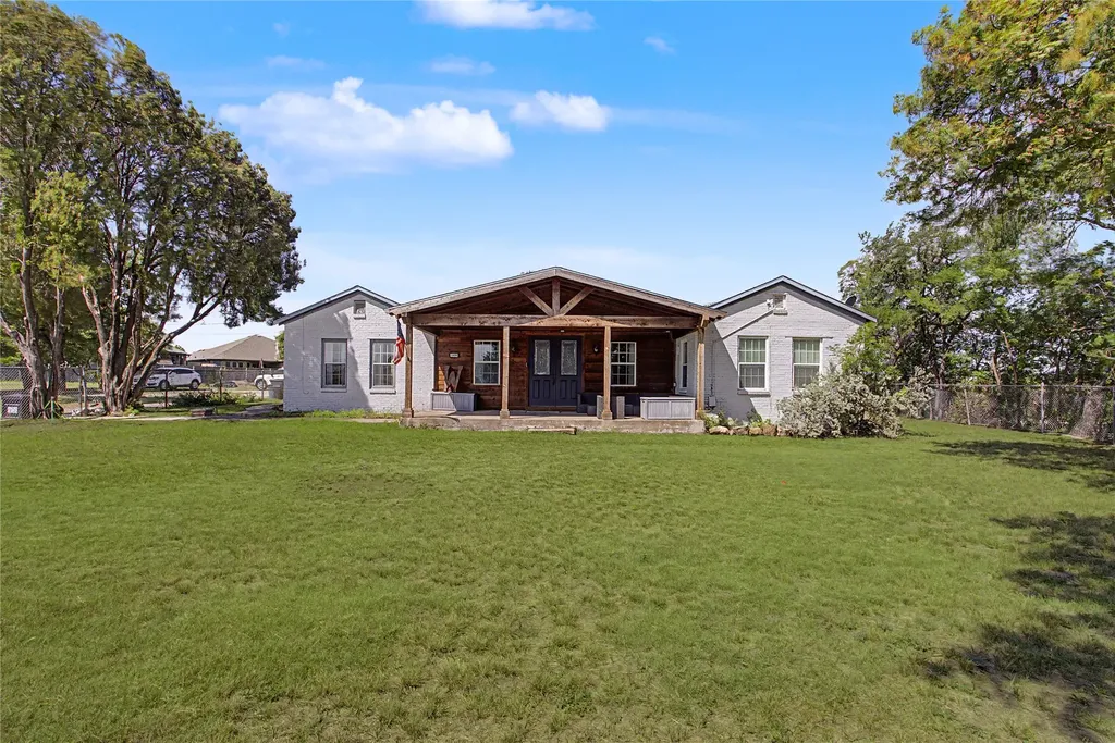 7921 White Settlement Road White Settlement TX 76108