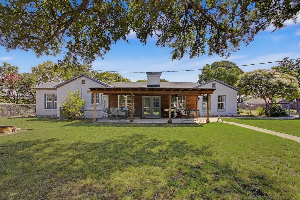 7921 White Settlement Road White Settlement TX 76108