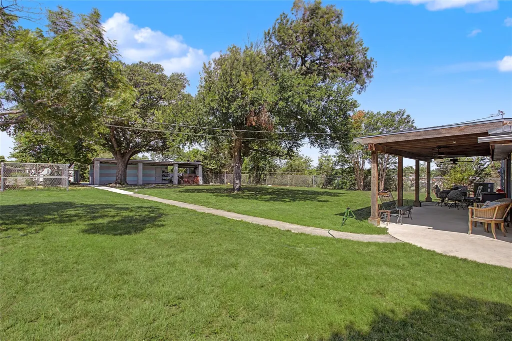 7921 White Settlement Road White Settlement TX 76108