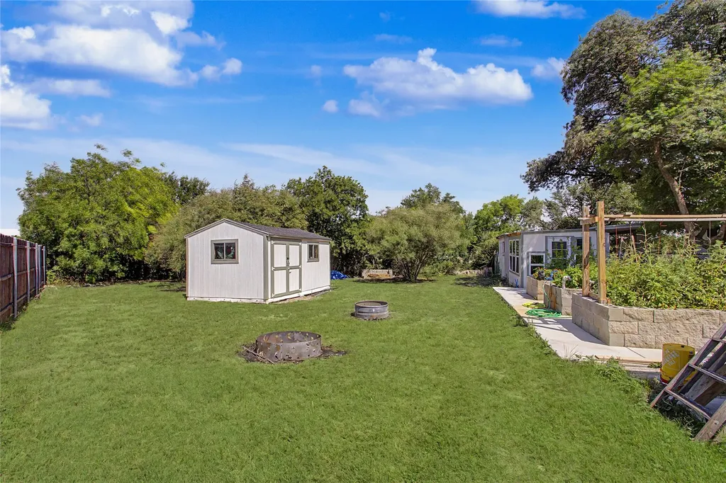7921 White Settlement Road White Settlement TX 76108