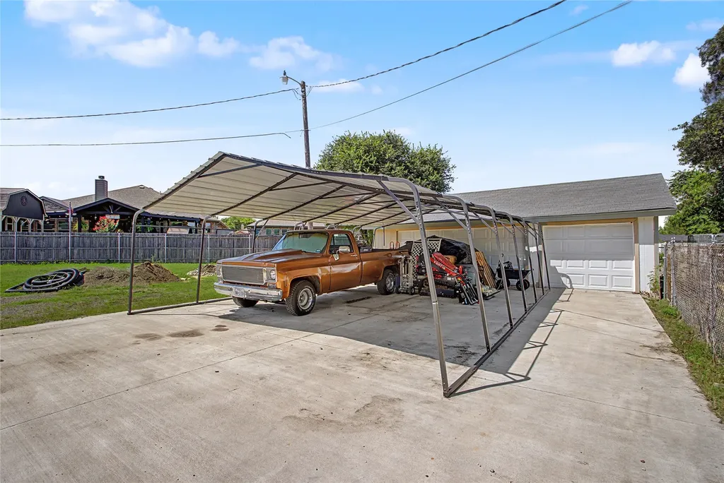 7921 White Settlement Road White Settlement TX 76108