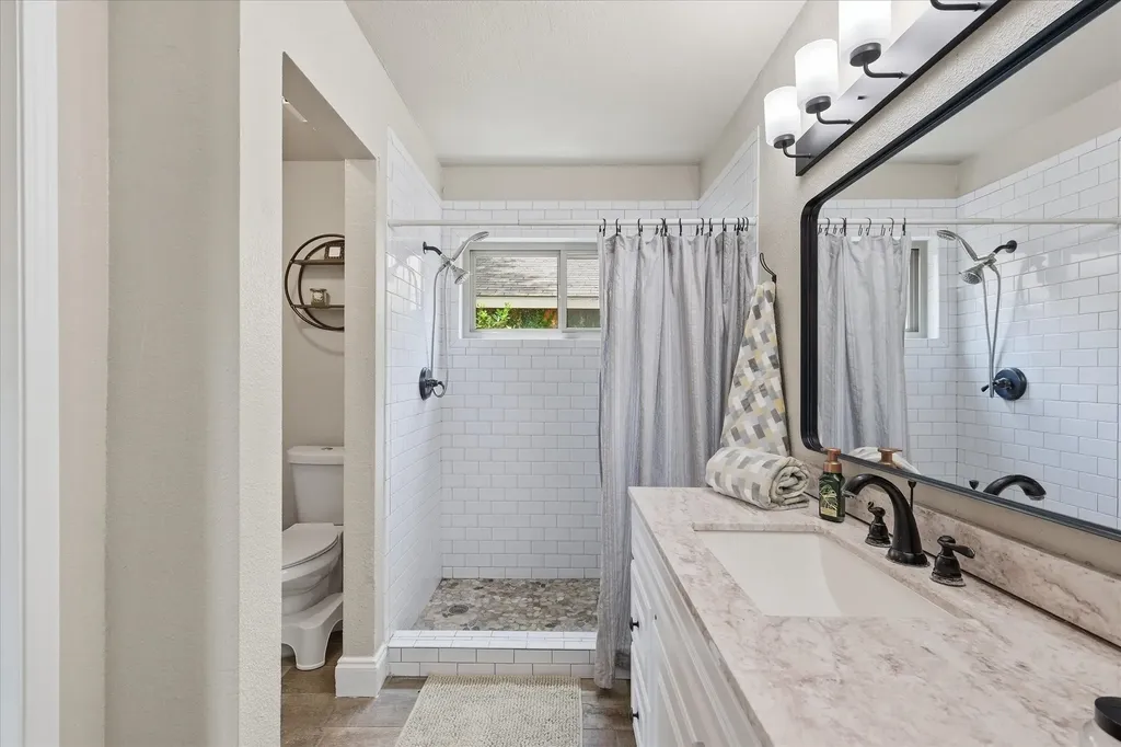 4132 Driscoll Drive The Colony TX 75056