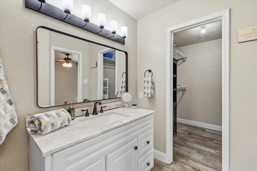 4132 Driscoll Drive The Colony TX 75056