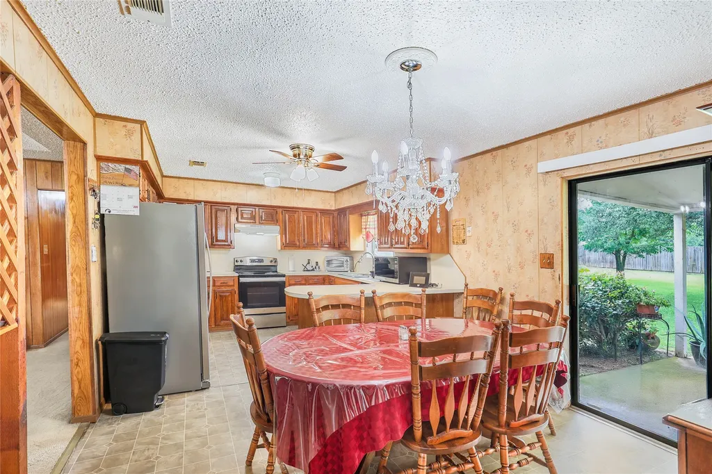 109 County Road 1224 Mt Pleasant TX 75455