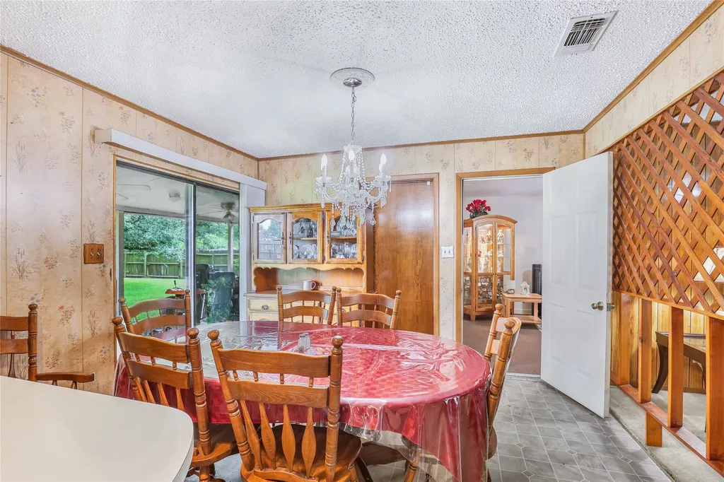 109 County Road 1224 Mt Pleasant TX 75455
