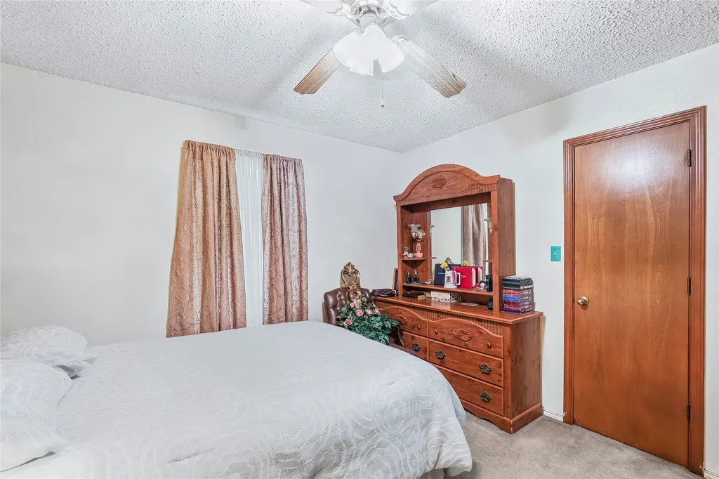 109 County Road 1224 Mt Pleasant TX 75455