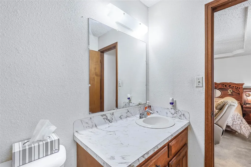 109 County Road 1224 Mt Pleasant TX 75455
