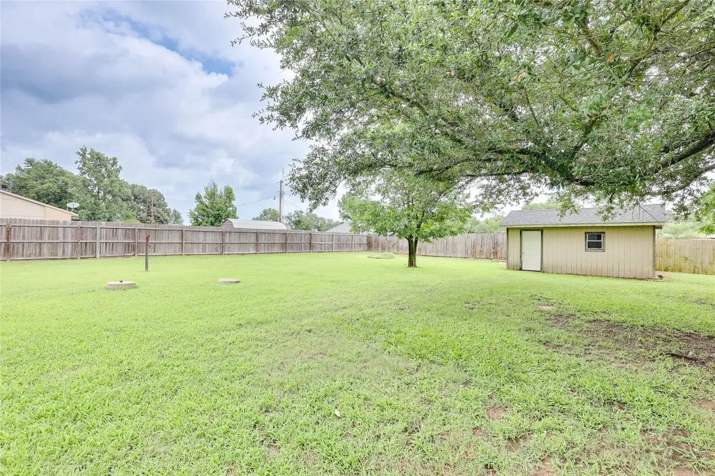 109 County Road 1224 Mt Pleasant TX 75455