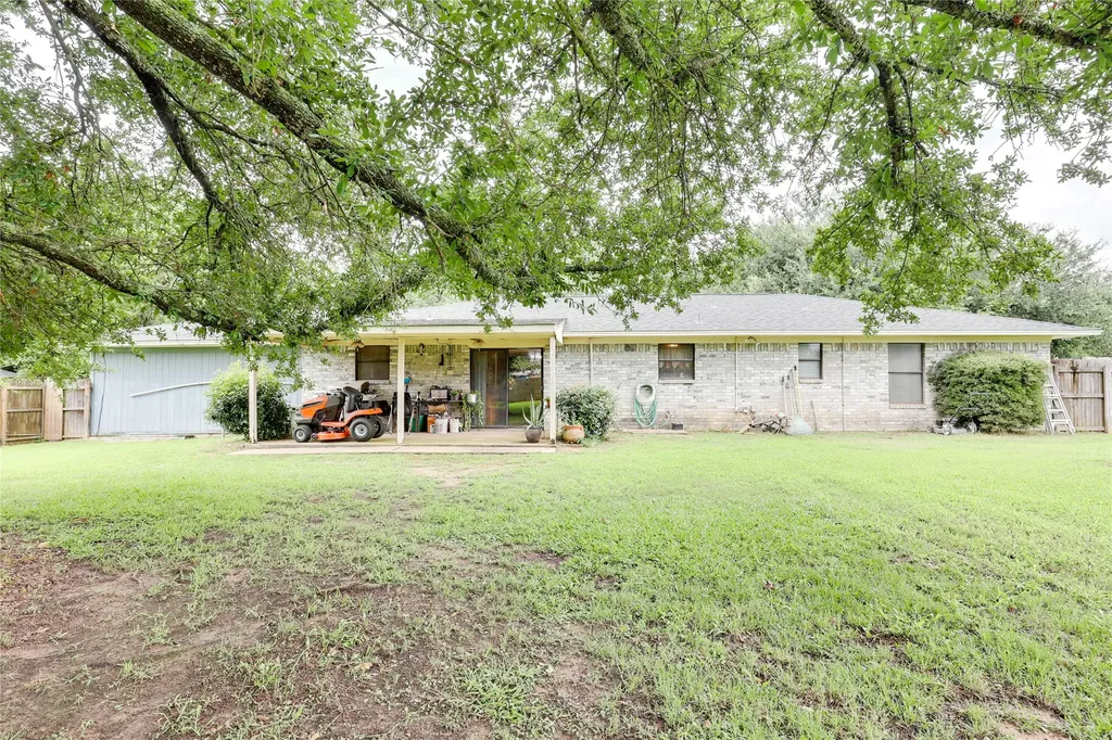 109 County Road 1224 Mt Pleasant TX 75455