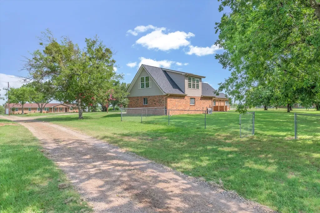 7871 Shady Lane Scurry TX 75158