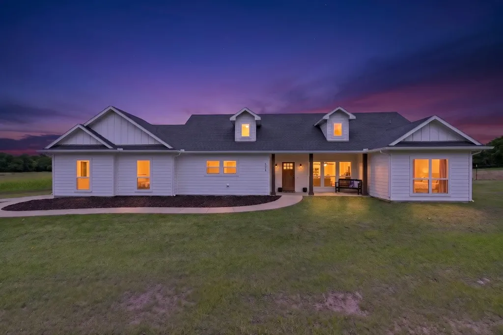 336 Hugh Orr Road Van Alstyne TX 75495