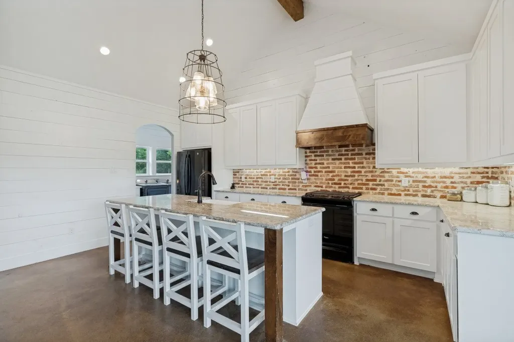 336 Hugh Orr Road Van Alstyne TX 75495