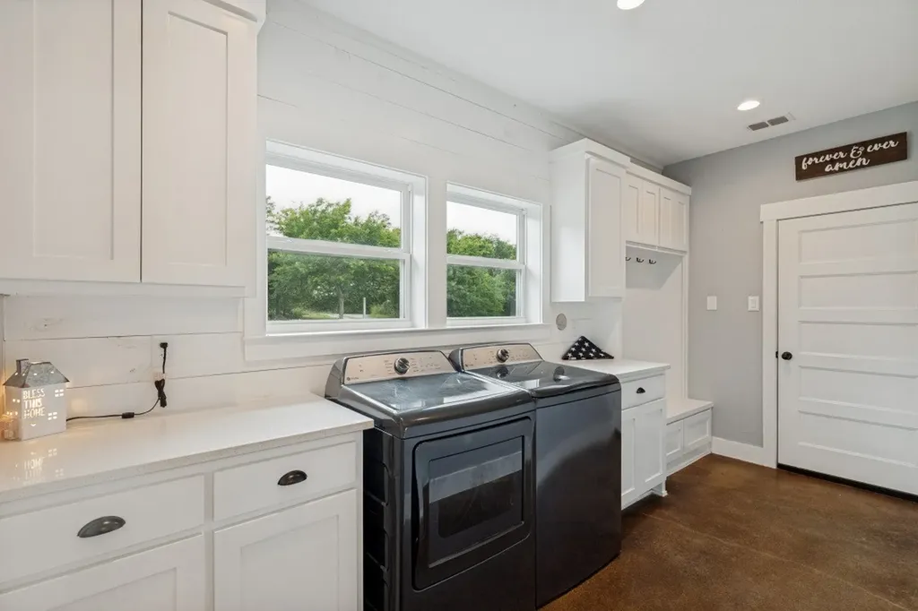 336 Hugh Orr Road Van Alstyne TX 75495