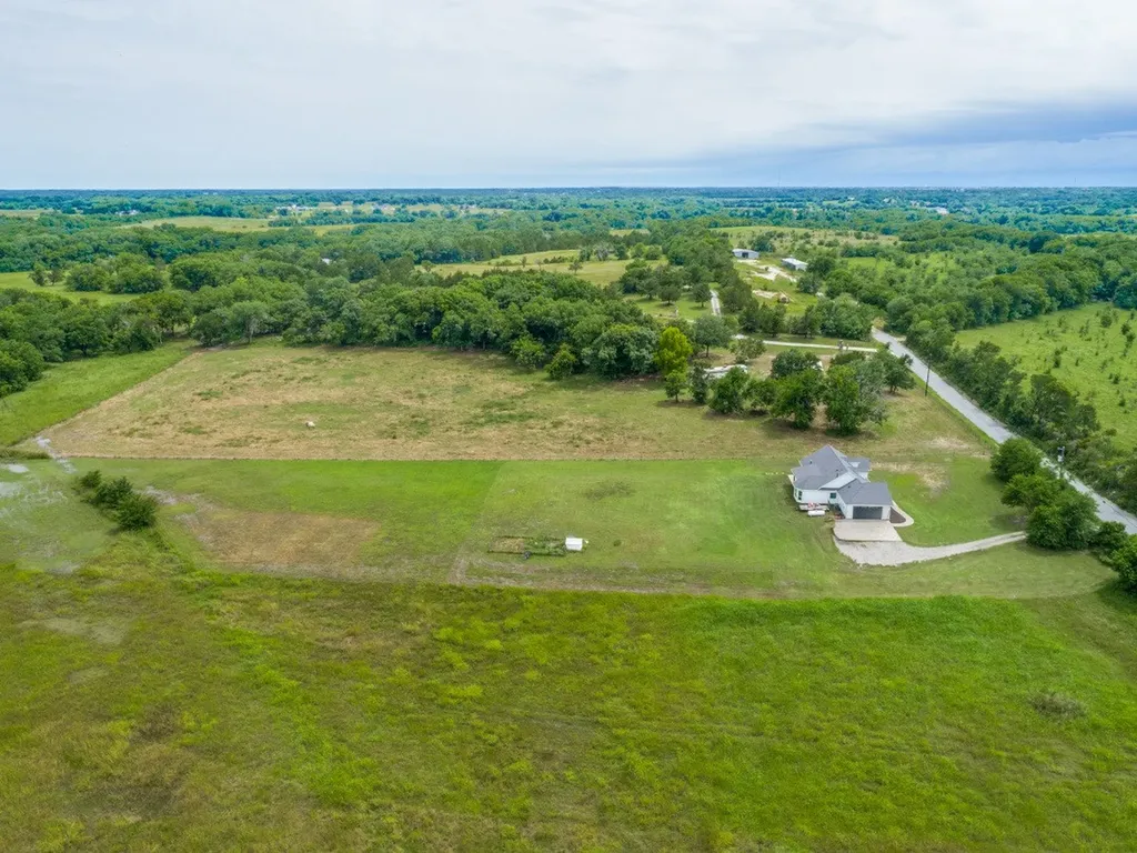336 Hugh Orr Road Van Alstyne TX 75495